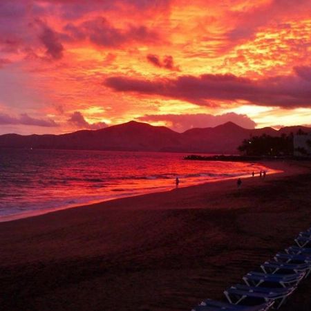 Apto - Estudio Ancla III - Old Town & Playa Chica بويرتو ذيل كارمين المظهر الخارجي الصورة