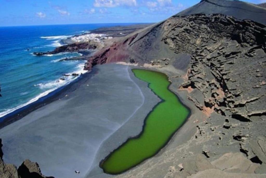 Apto - Estudio Ancla III - Old Town & Playa Chica بويرتو ذيل كارمين المظهر الخارجي الصورة