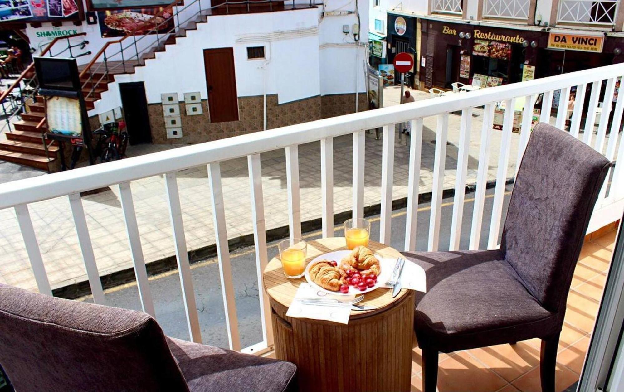 Apto - Estudio Ancla III - Old Town & Playa Chica بويرتو ذيل كارمين المظهر الخارجي الصورة